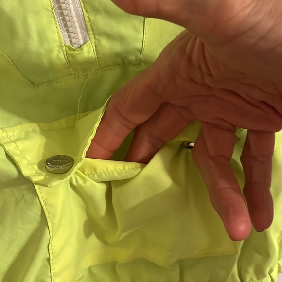 🌺Urban Republic WindbreakerCLEAN OUT SPECIAL!!! - Picture 3 of 8